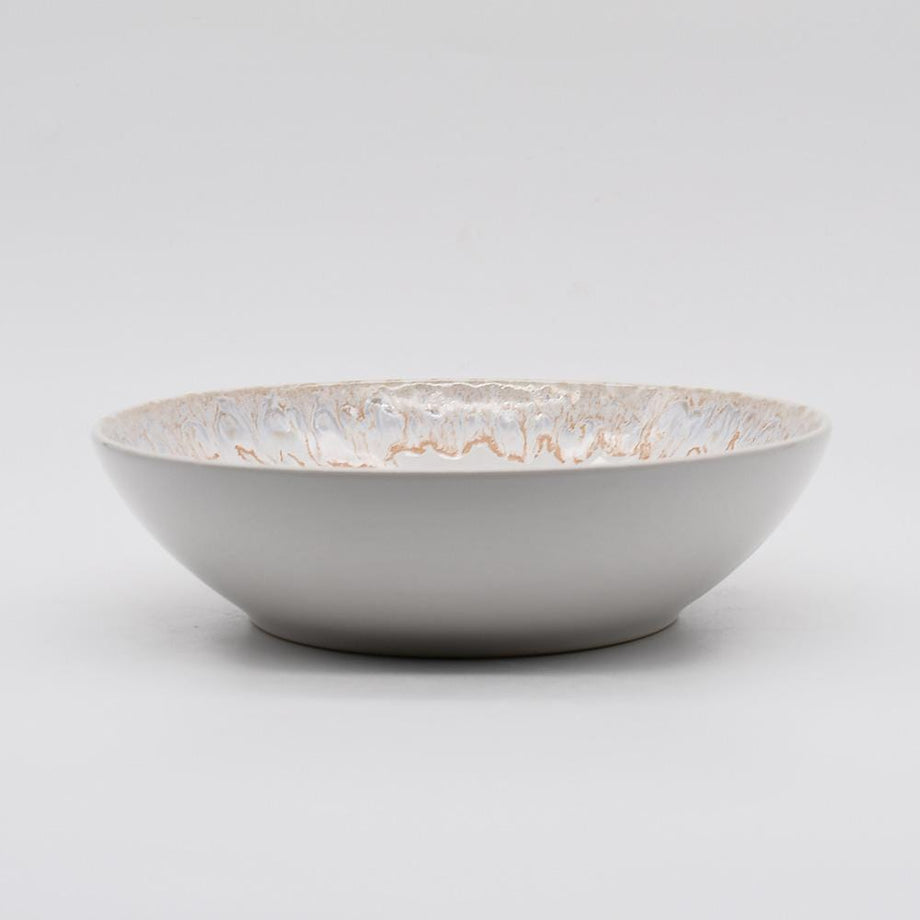 Assiette creuse blanche en grès 22cm – Luisa Paixao